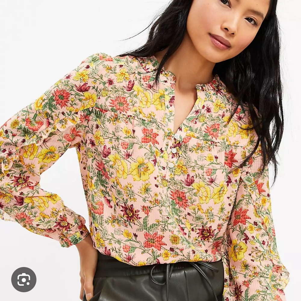 LOFT summer floral blouse Medium/Petite